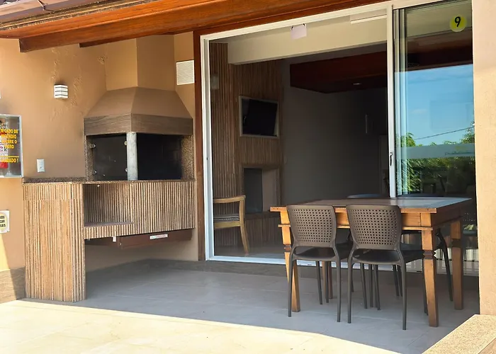 Apartamento Com Vista Para O Mar Da Gamboa Sc